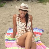 Renee Bacon Photo 35