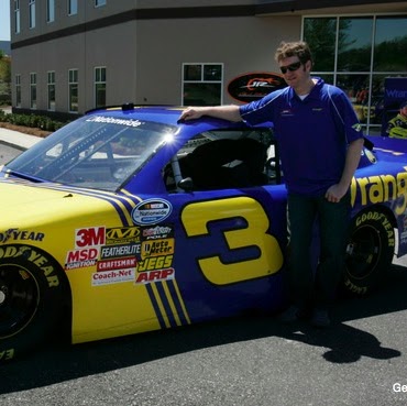 Chris Tench Photo 26