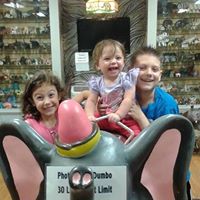 Lorraine Mccullough Photo 9