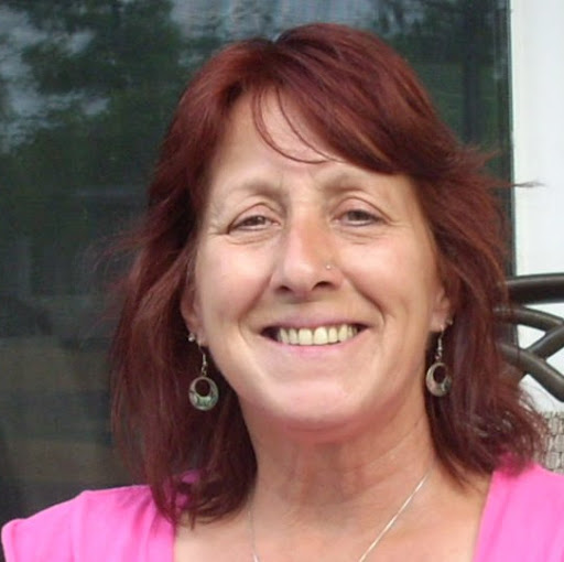 Julie Little Photo 9