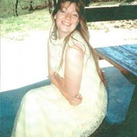Julie Colbert Photo 14