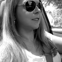 Suzanne Douglas Photo 29