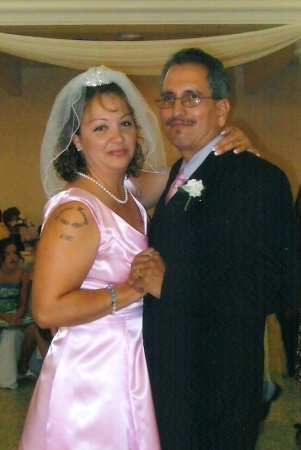 Vicki Lopez Photo 28