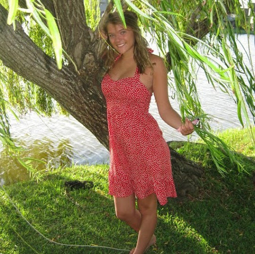 Jessie Miller Photo 40