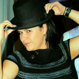 Charlene Barnard Photo 17