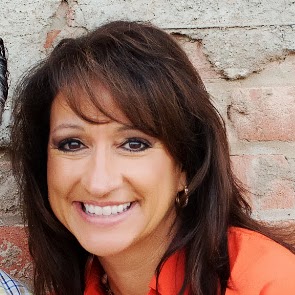 Lisa Newport Photo 3