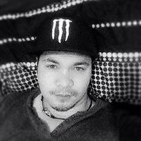 Jamie Marsh Photo 23