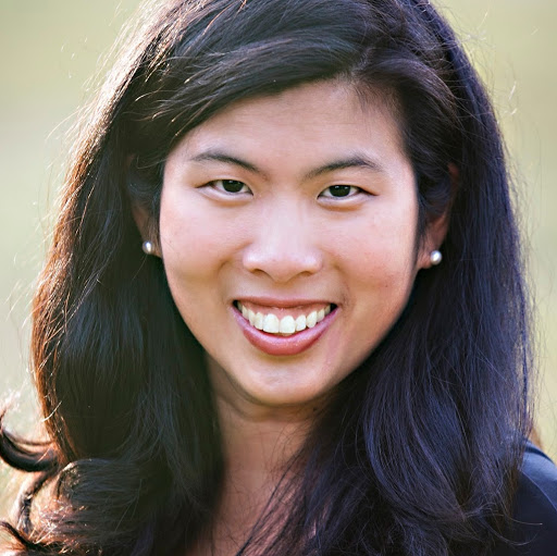 Linda Wang Photo 36