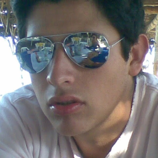 Carlos Monroy Photo 36