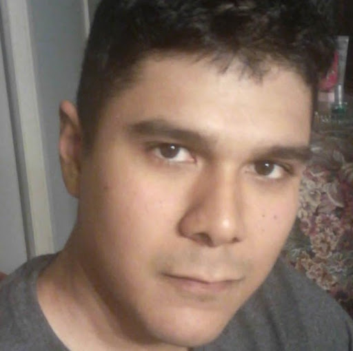 Richard Robledo Photo 10