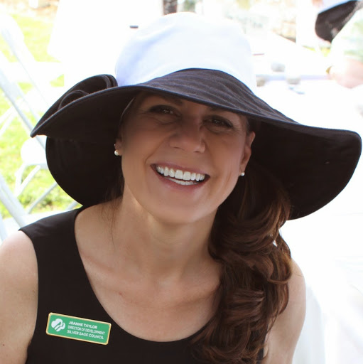 Joanne Taylor Photo 17