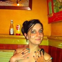 Lisa Neveu Photo 5