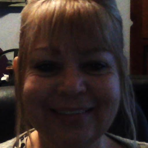Julie Barrios Photo 35