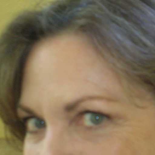 Patty Ward Photo 32