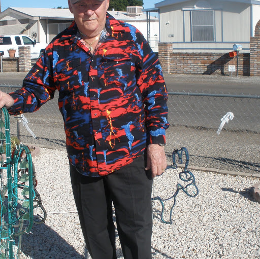 Howard Oliver Photo 18