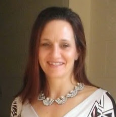 Ruth Robbins Photo 22