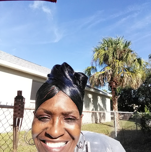 Sherry Armstrong Photo 26