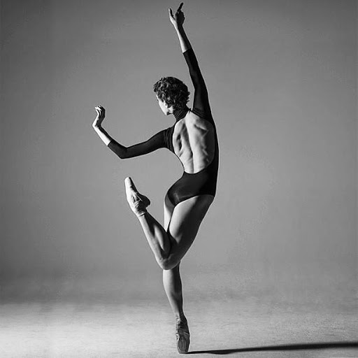 Leila Green Photo 4