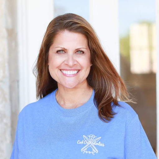 Debra Cook Photo 4