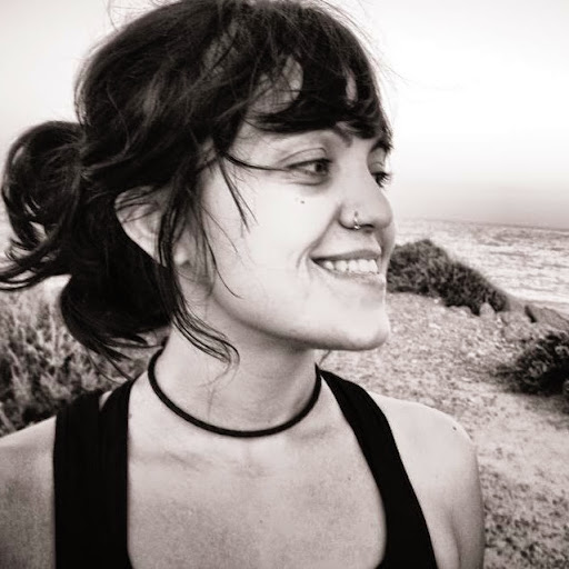 Laura Robles Photo 42