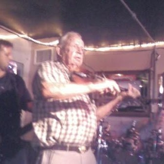 Arnold Davis Photo 24