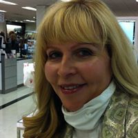 Susan Poulos Photo 16