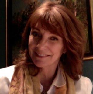 Melanie Lawrence Photo 40