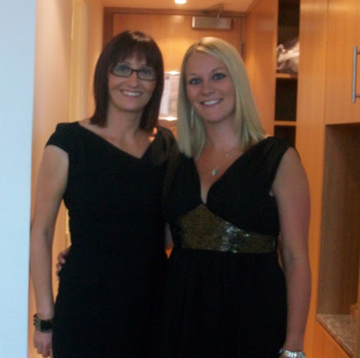 Tanya Nevin Photo 7