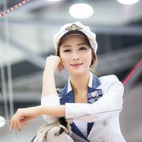 Alexandra Yang Photo 14