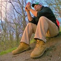 Adam Maki Photo 5
