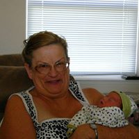 Sandra Douglas Photo 22