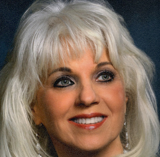 Beth Kilgore Photo 30