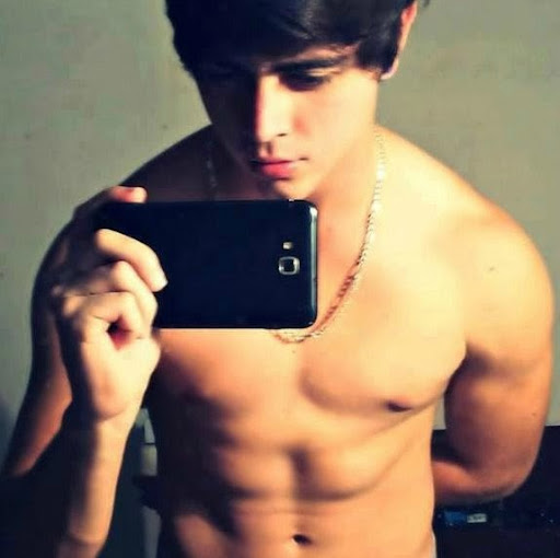 Kelvin Walker Photo 8