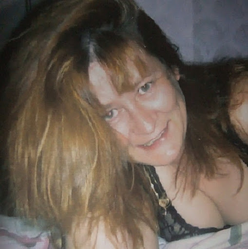 Anne Harris Photo 17