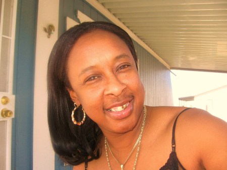 Lisa Griffin Photo 19