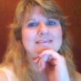 Elizabeth Aaron Photo 14