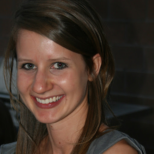 Nicole Taylor Photo 20