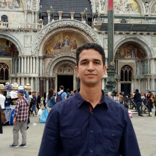 Mohamed Aziz Photo 27