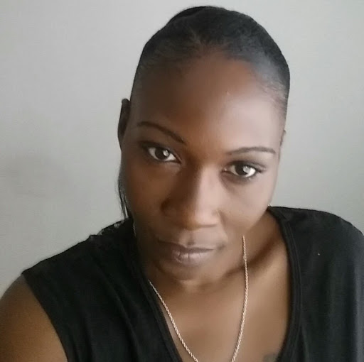 Theresa Elmore Photo 14