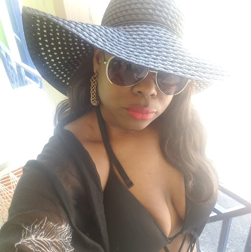 Ebony Jones Photo 37