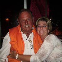 Linda Ernst Photo 20