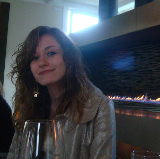 Laura Quigley Photo 38