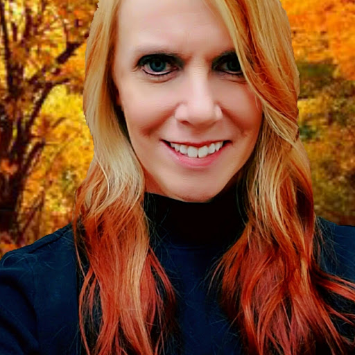 Amy Lucas Photo 36