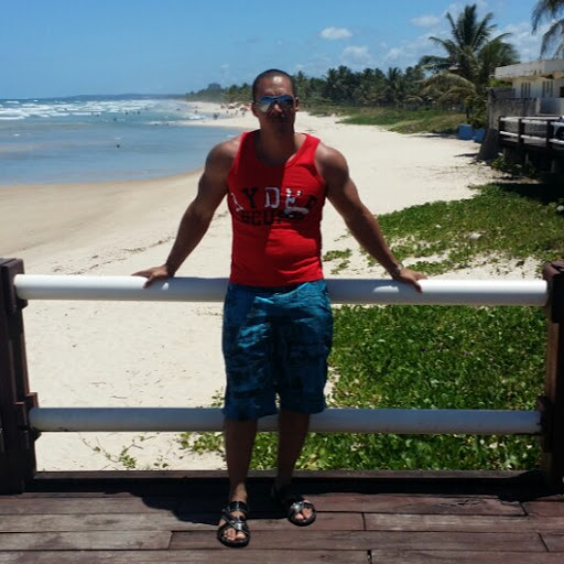 Lazaro Fernandez Photo 31