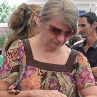 Debra Davidson Photo 31