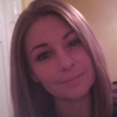 Heather Singleton Photo 22
