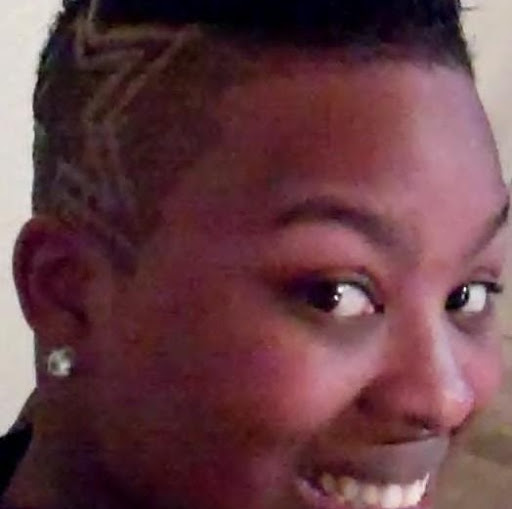 Octavia James Photo 34