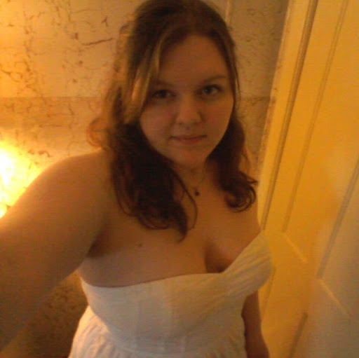 Sarah Livingston Photo 29