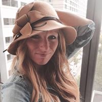 Kelly Myers Photo 32