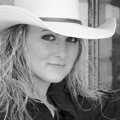 Lauren Barney Photo 6
